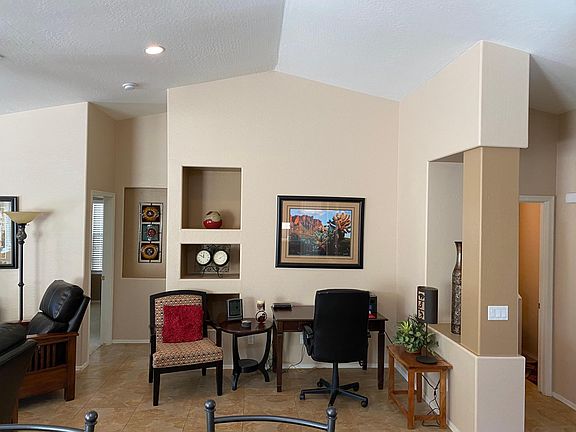 5th image of 87 N Montoro Ln