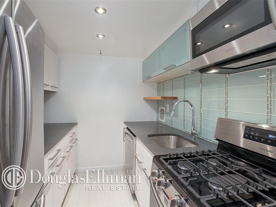 1st image of 120 Boerum Pl APT 3H