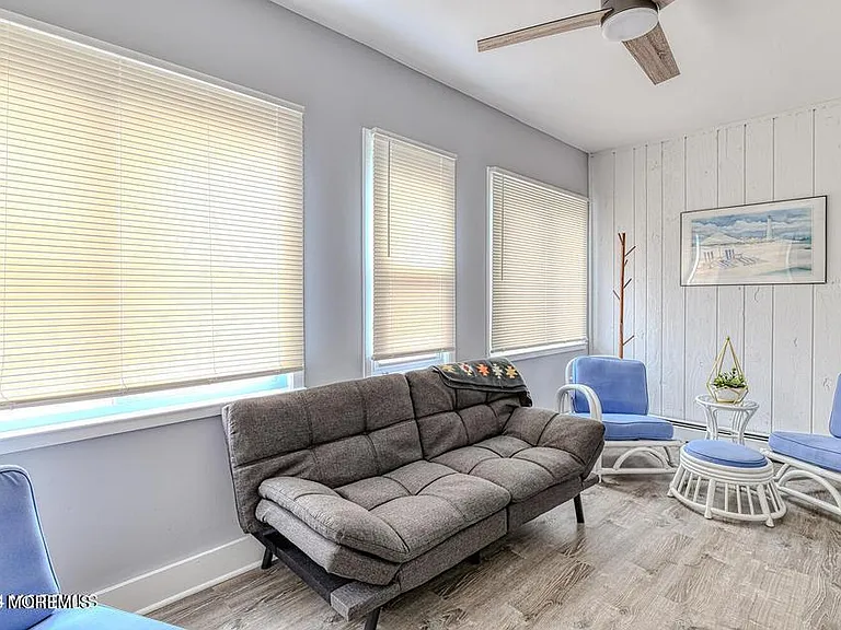 328 Newark Ave #LOWER — Photo 7
