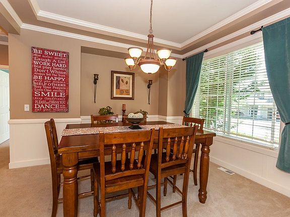 5th image of 34822 SE Curtis Dr