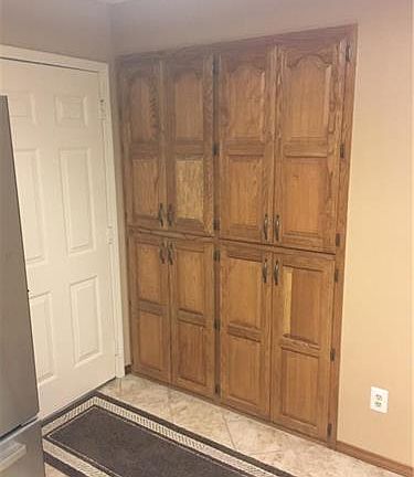 3rd image of 16 Dumfries Dr