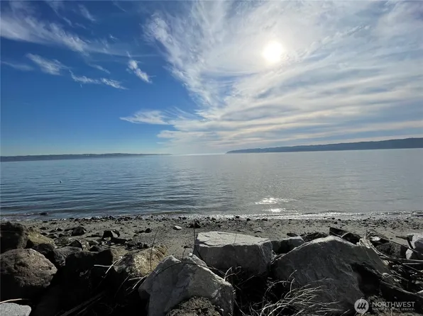 22 H S Beach Drive, Hat Island, WA 98206