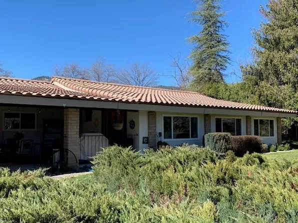 812 Lane St, Yreka, CA 96097