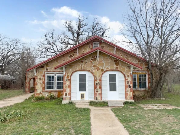 750 County Road 462, De Leon, TX 76444