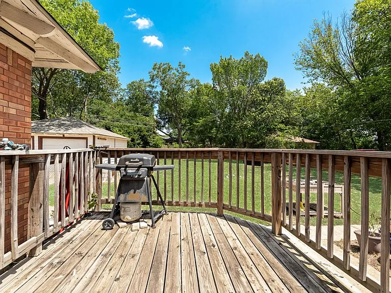 9506 Mercer Dr — Photo 20