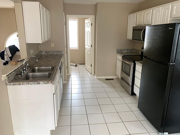 4th image of 58 Bishop Mill Dr NW