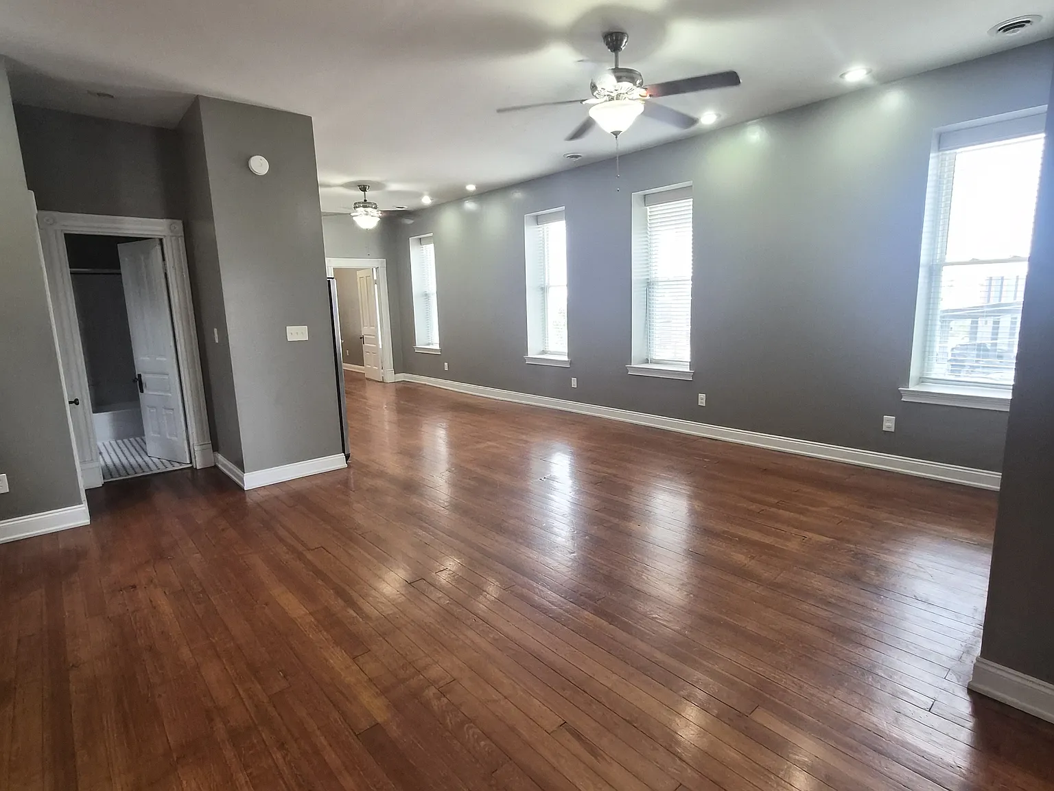 2 bed, 1590 sqft, $1,200 — Photo 3
