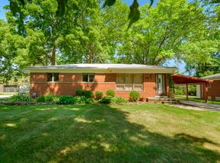18222 Pershing St, Livonia, MI 48152