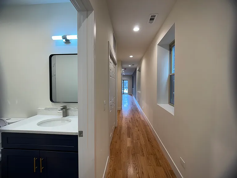 3503 S Union Ave #2 — Photo 15