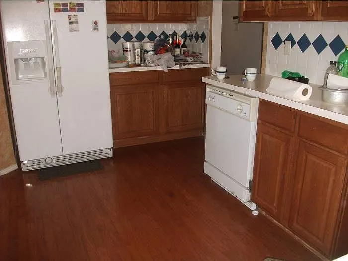 5 bed, 2.5 bath, 2450 sqft, $2,800 — Photo 2