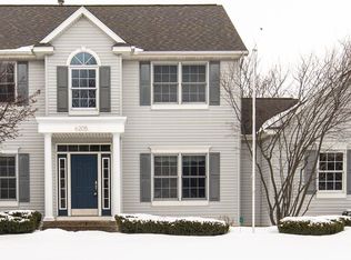 6205 Heath Cross Dr, Hudsonville, MI 49426