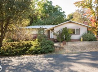 11155 Currey Dr, Sonora, CA 95370