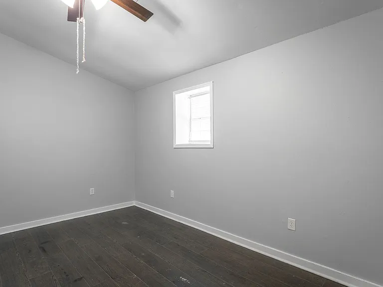100 Creeks Bend Dr — Photo 14