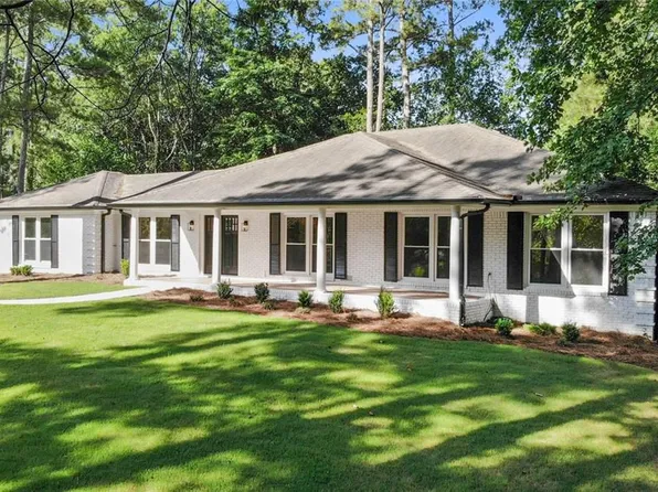 6256 Mountain Brook Way, Sandy Springs, GA 30328