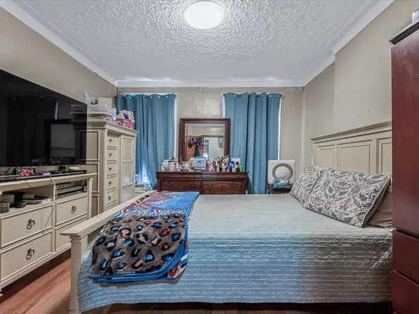 225 Hale Avenue image 16 of 32