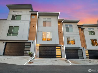 7731 NE 175th Street #102, Kenmore, WA, 98028