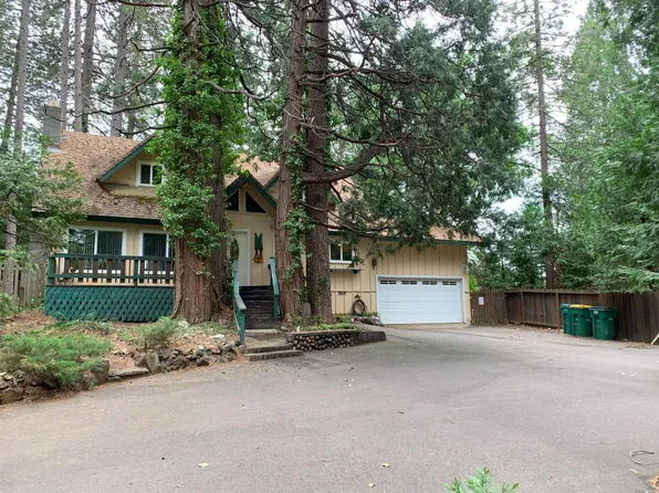 4949 Golden St, Pollock Pines, CA 95726