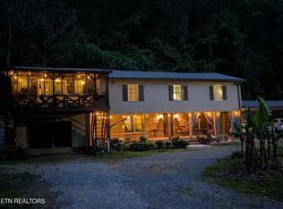 1224 Spruce Ln, Newport, TN 37821
