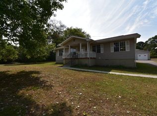 618 Osburn Rd, Chickamauga, GA 30707