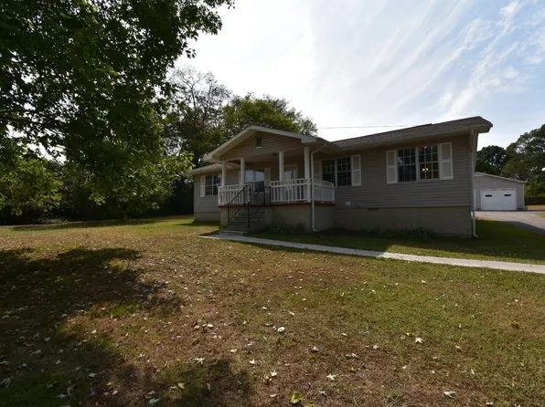 618 Osburn Rd, Chickamauga, GA 30707