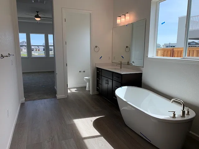 259 Waterside Pl — Photo 9