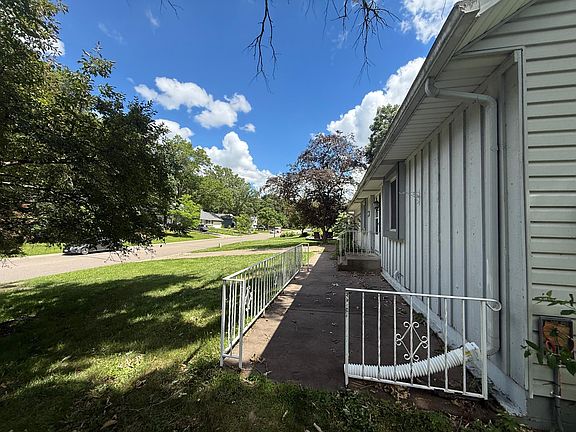 4th image of 1458 97th Ave NW