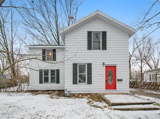 217 S Constantine St, Three Rivers, MI 49093