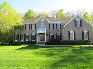 184 Creekside Rd, Hopewell Junction, NY 12533