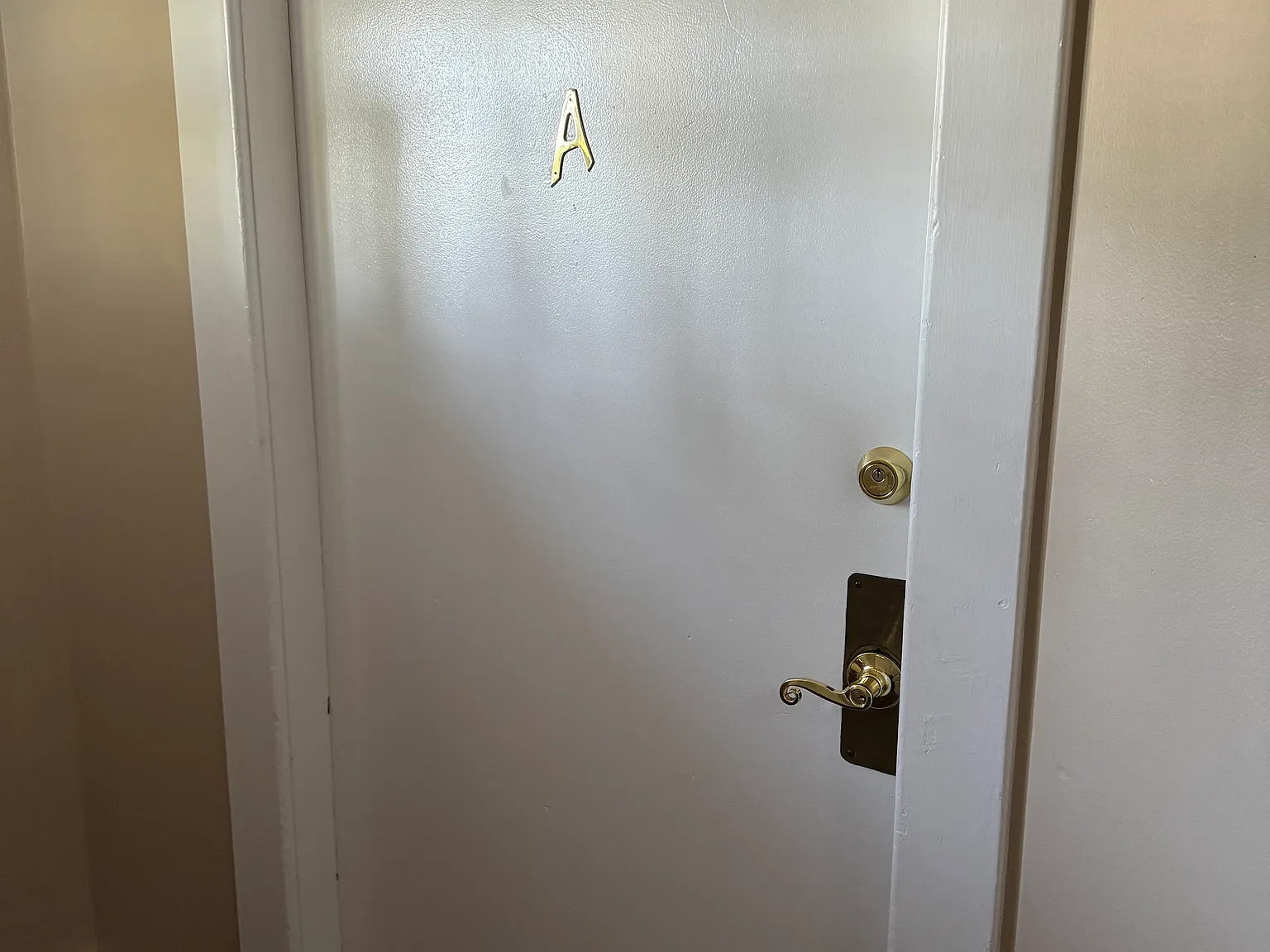 1 bed, 850 sqft, $1,950 — Photo 2
