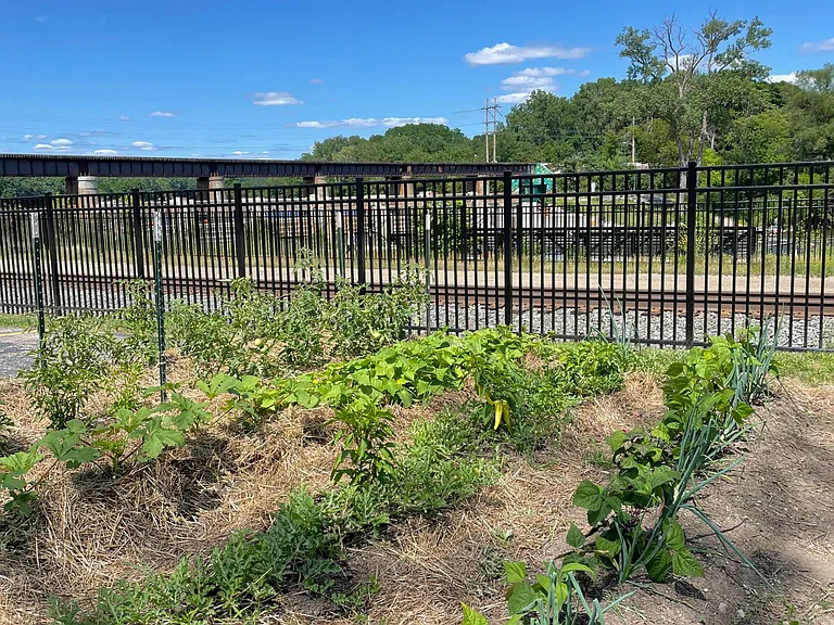 Access to garden!