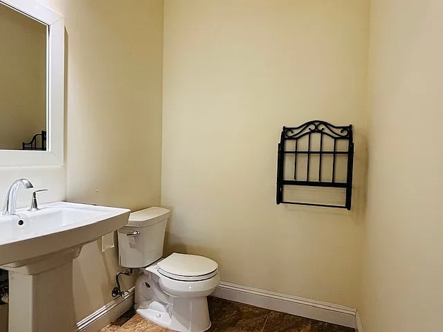 25 W Edsall Ave #A — Photo 7