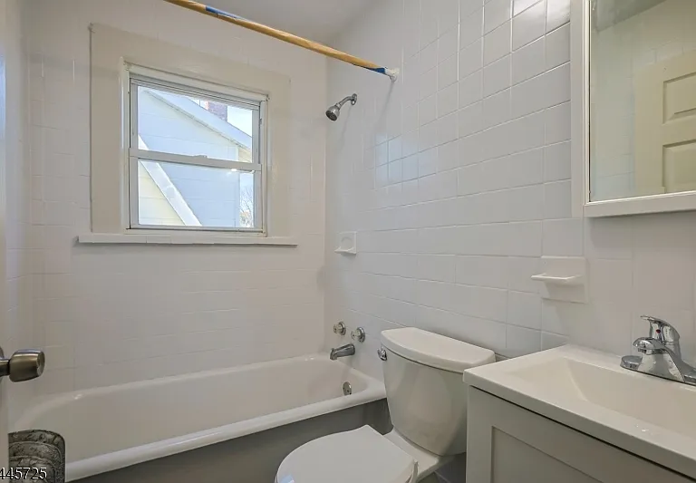 15 Hilltop Pl #2 — Photo 9