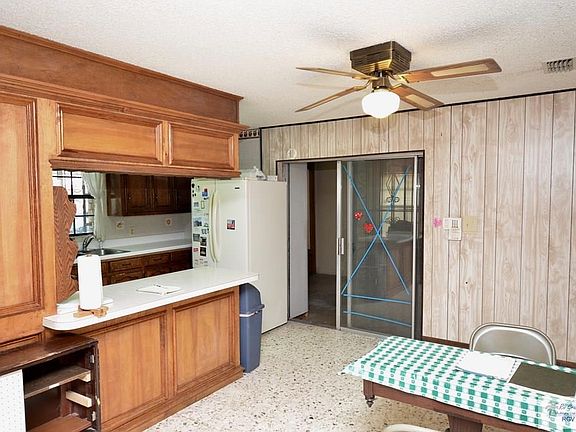 5th image of 5002 Camellia Dr