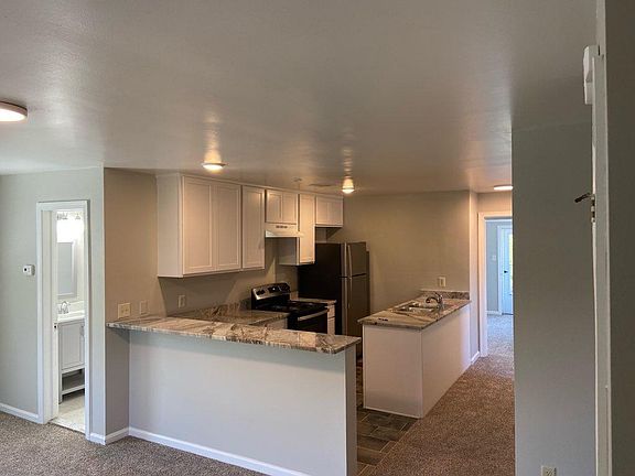 3rd image of 729 Westover Ave #3
