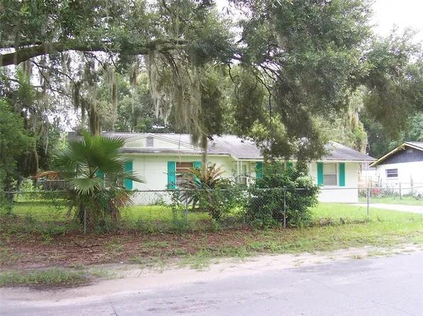 5318 Parker St, Zephyrhills, FL 33542