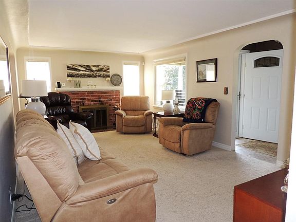 5th image of 2803 W Rockwell Ave