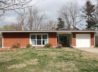 1309 Abbeywood Rd, Graymoor Devondale, KY 40222
