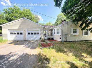 3337 Newcastle Dr SE, Grand Rapids, MI 49508