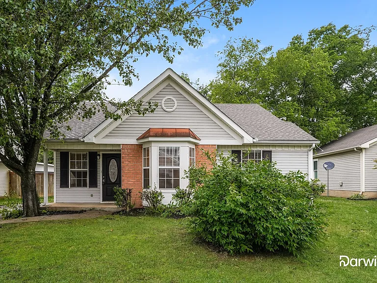 605 N Stonegate Dr — Photo 1