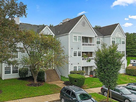 4th image of 8573 Falls Run Rd Unit H