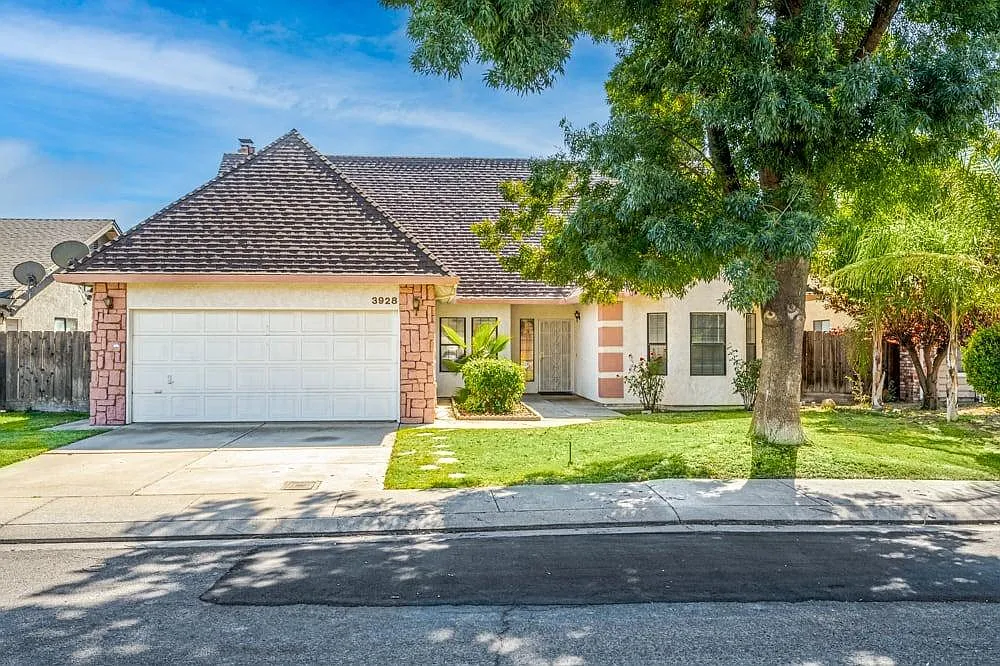 3928 Felton Way photo 1