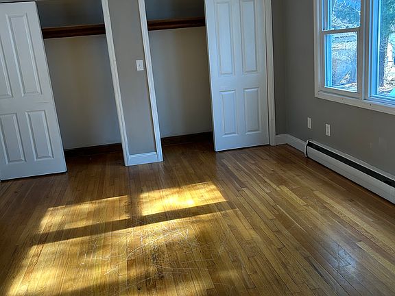 5th image of 16 Blauvelt Ave #1
