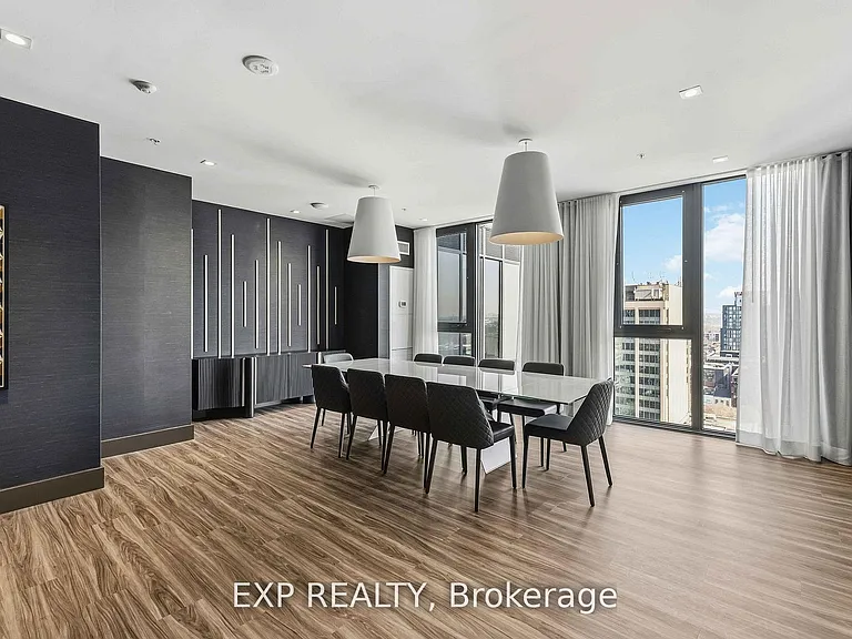 75 James St S #2411 — Photo 17