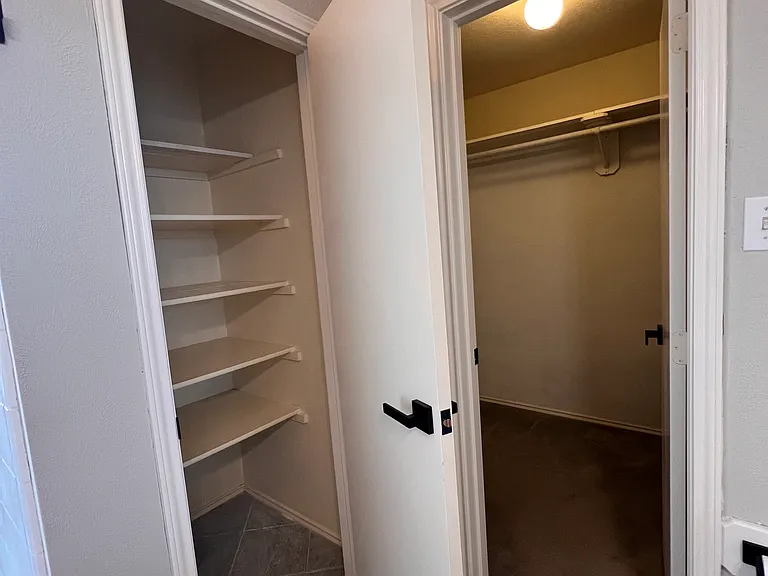 5818 Toddington Rd — Photo 20