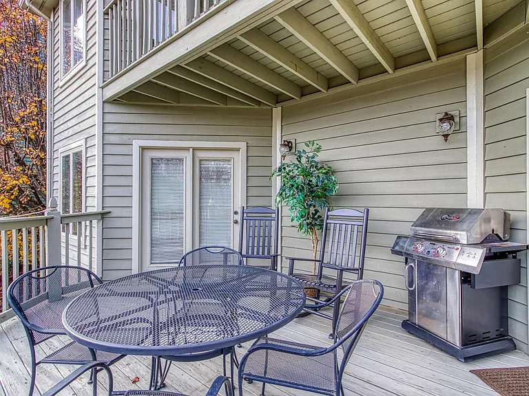905 Smoky Bears Way — Photo 47