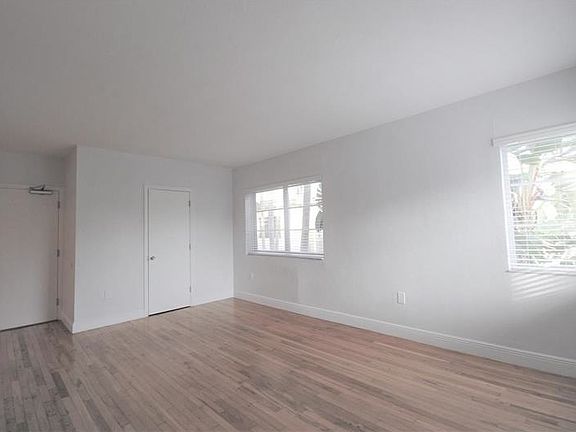 5th image of 1011 Bay Drive # Fl 1ST