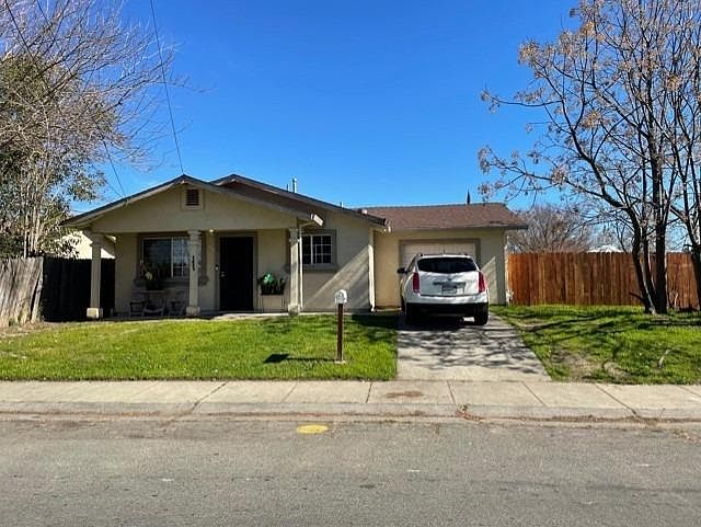 1st image of 6995 Woodbine Ave