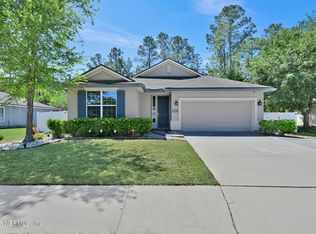 11614 Carson Lake Dr, Jacksonville, FL 32221