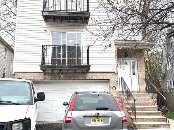 40-42 Hinsdale Pl APT 2