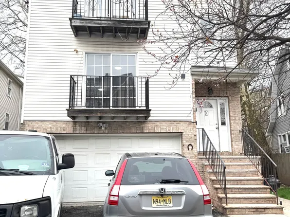 40-42 Hinsdale Pl, Newark, NJ